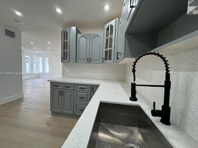 5 of 49 - 3301 Nw 13th Ter 3301, Miami, FL