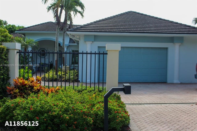 1 of 66 - 15255 Sw 80th Ave, Palmetto Bay, FL