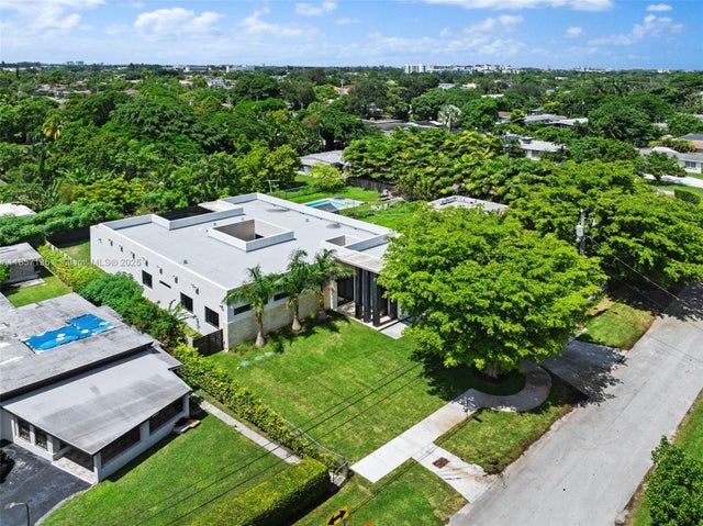 1 of 45 - 2940 Sw 63rd Ave, Miami, FL