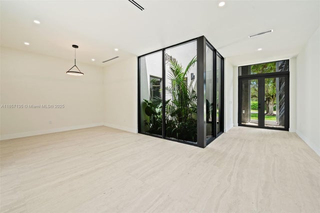 5 of 45 - 2940 Sw 63rd Ave, Miami, FL