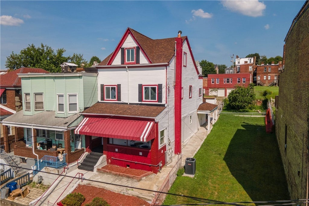 3212 Juliet Street, Oakland