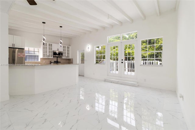 2 of 30 - 1777 N 17th Ct, Hollywood, FL