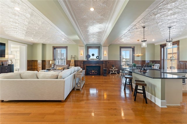 423 Hope St # C, Bristol