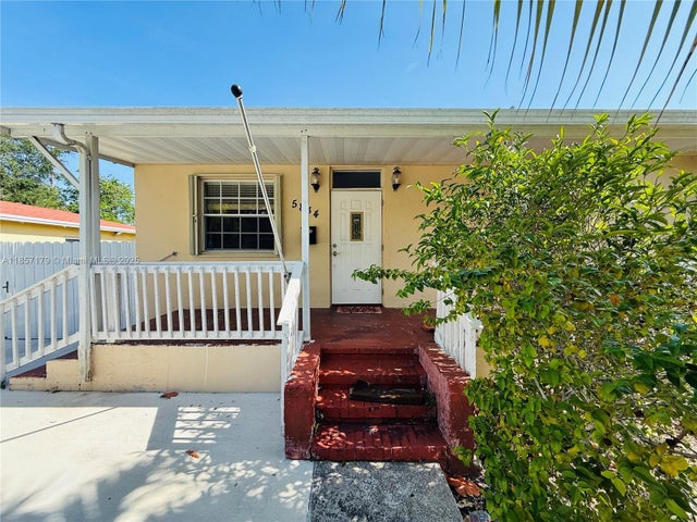 2 of 30 - 5834 Sw 66th St, South Miami, FL
