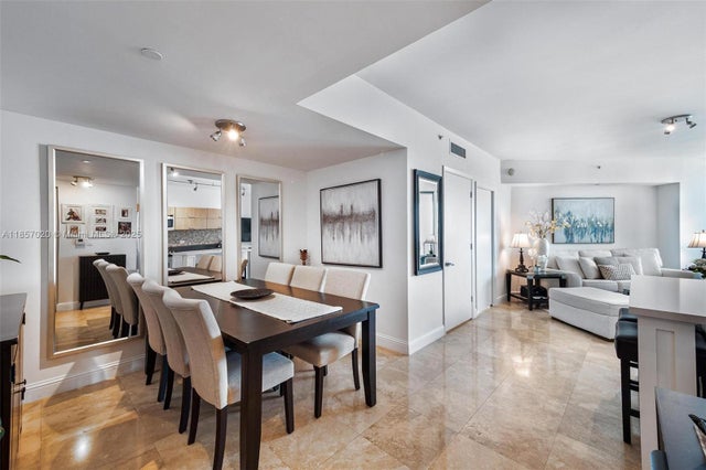 4 of 42 - 350 S Miami Ave 3807, Miami, FL