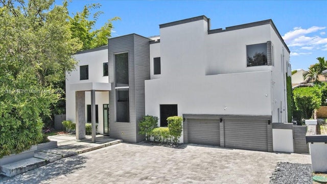 19914 Ne 19th Ct, Miami