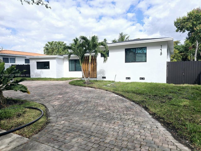 2 of 47 - 175 Ne 120th St, North Miami, FL