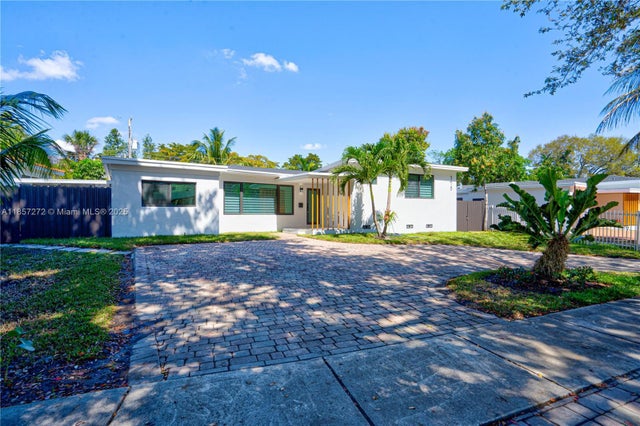 3 of 47 - 175 Ne 120th St, North Miami, FL