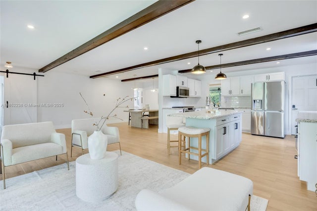 3 of 21 - 1144 Johnson St, Hollywood, FL