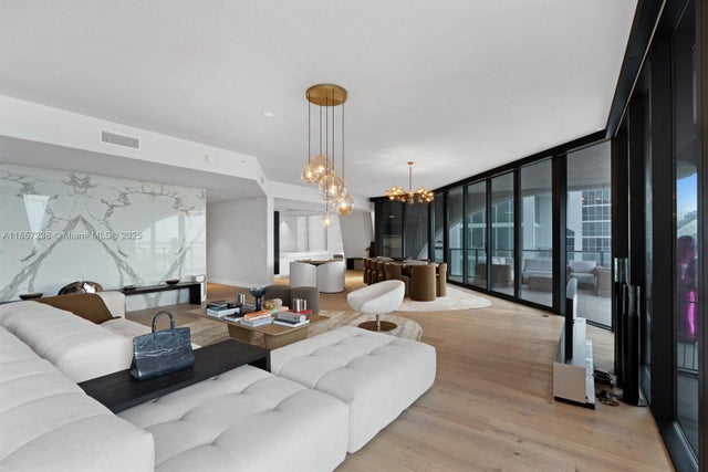 5 of 43 - 1000 Biscayne Blvd 2402, Miami, FL