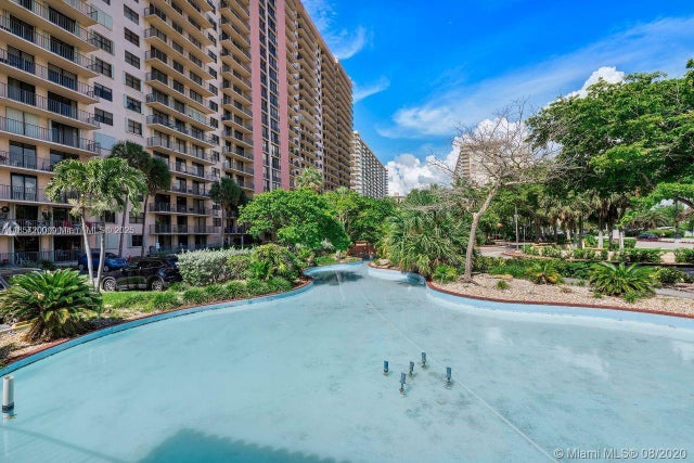 2 of 34 - 210 174th St 1103, Sunny Isles Beach, FL