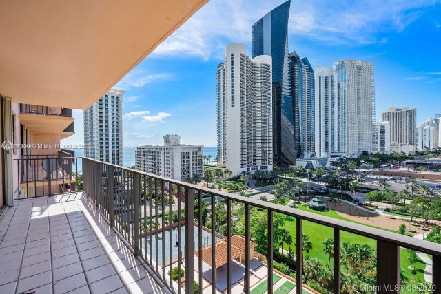 3 of 34 - 210 174th St 1103, Sunny Isles Beach, FL