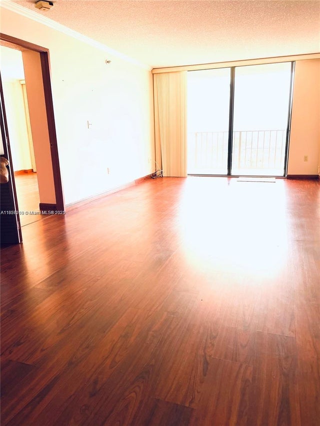 4 of 34 - 210 174th St 1103, Sunny Isles Beach, FL