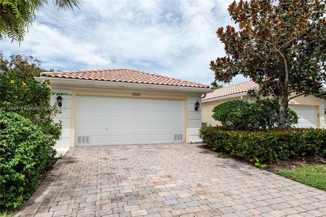 8528 Se Retreat Dr, Hobe Sound