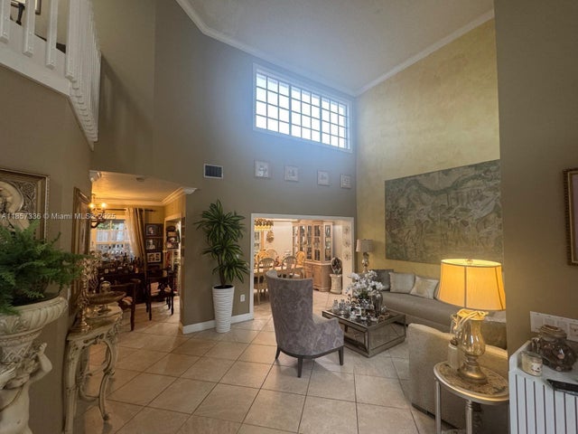 2 of 11 - 19131 Nw 89th Ct, Hialeah, FL