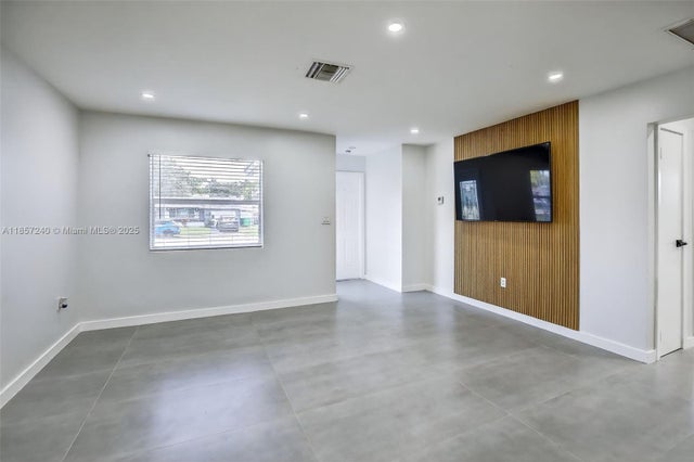 2 of 23 - 6861 Nw 24th St, Sunrise, FL