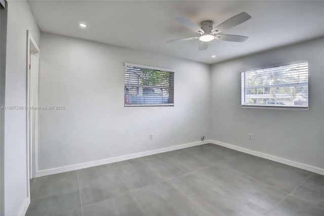 4 of 23 - 6861 Nw 24th St, Sunrise, FL