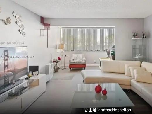 2 of 6 - 8030 Hampton Blvd 104, North Lauderdale, FL