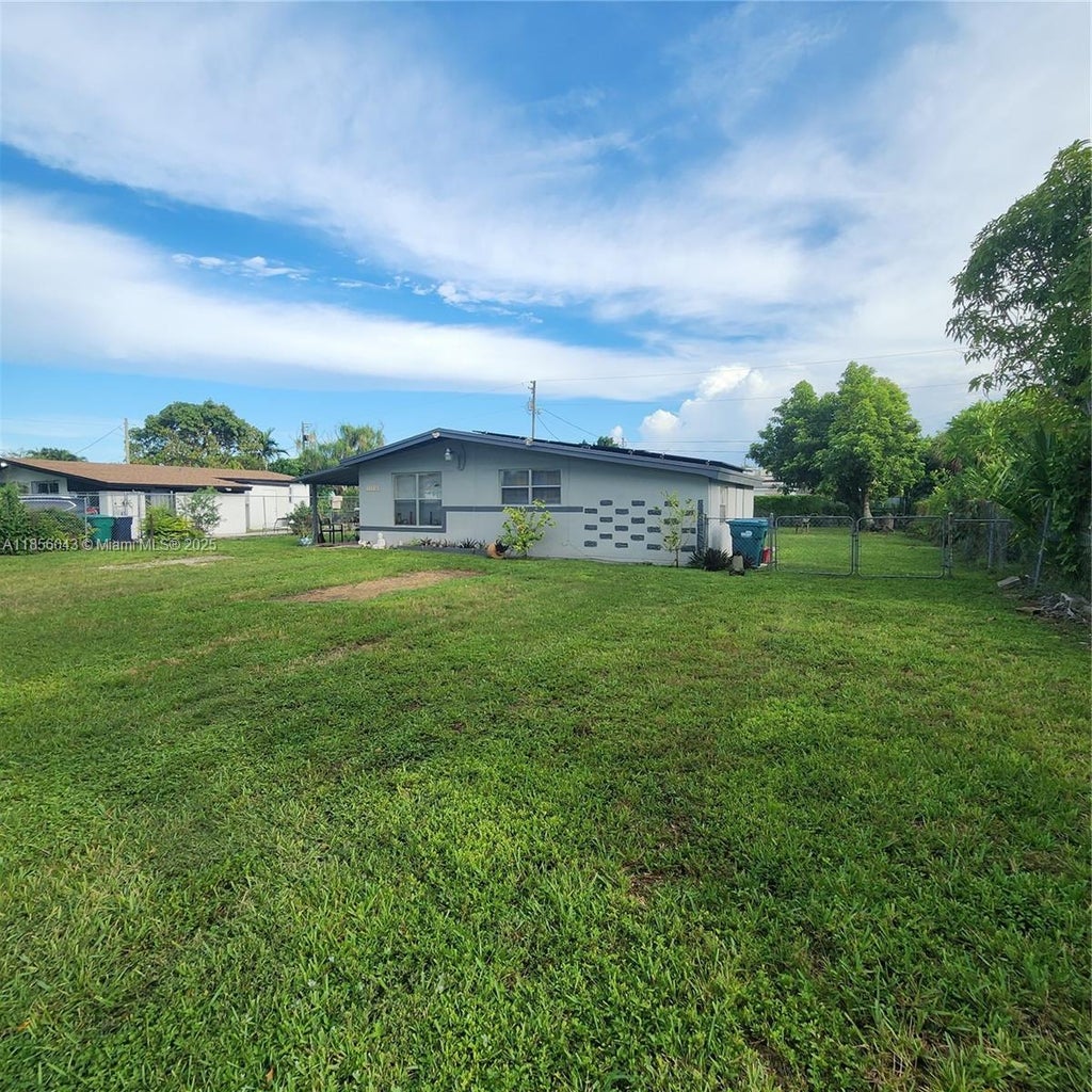11520 Sw 136th St, Miami