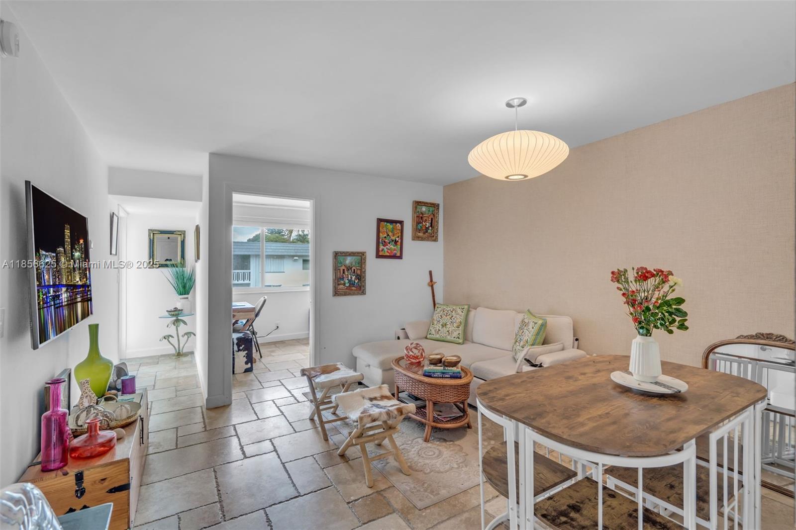 Photo of Listing #A11856625