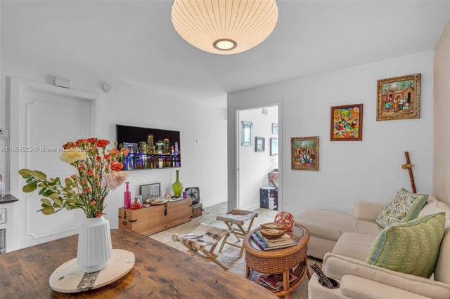 4 of 30 - 240 Galen Dr 314, Key Biscayne, FL