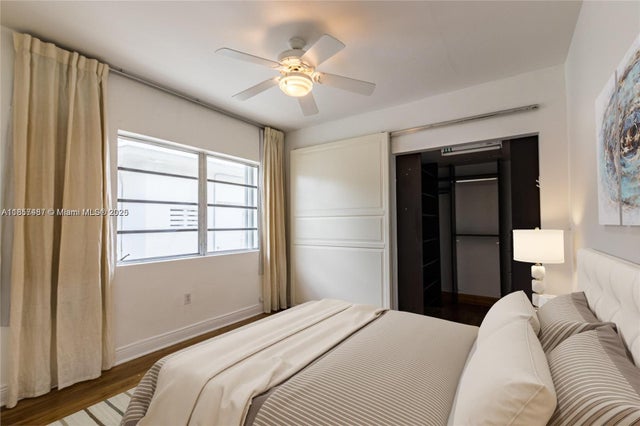 4 of 21 - 1130 Venetian Way 2b, Miami, FL