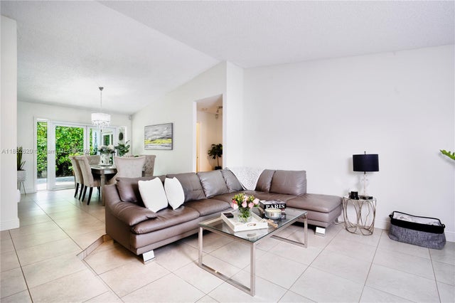 3 of 38 - 11181 Sw 145th Ct, Miami, FL