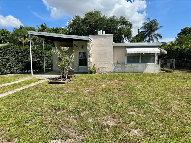 1 of 23 - 845 Ne 127th St, North Miami, FL