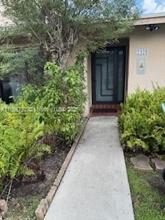 1 of 20 - N/A, Miami, FL