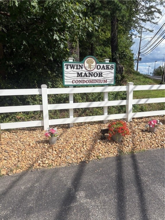 7116 Sanlin Drive, Moon/Crescent