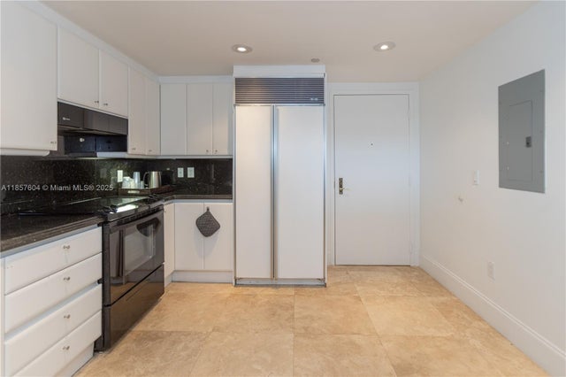 3 of 26 - 9595 Collins Ave N6-f, Surfside, FL