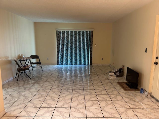 3 of 9 - 1940 Nw 119th St 803, Miami, FL