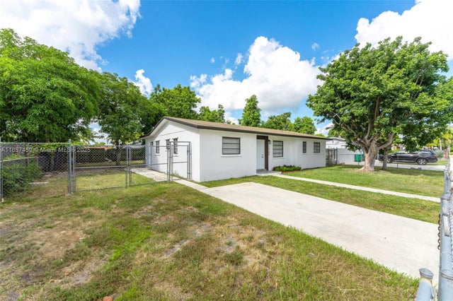 3 of 21 - 12100 Sw 191st Ter, Miami, FL