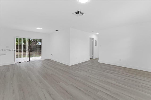 4 of 21 - 12100 Sw 191st Ter, Miami, FL