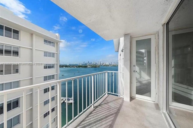 2 of 27 - 1228 West Ave 1415, Miami Beach, FL