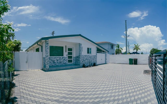 2 of 35 - 4864 E 8th Ln, Hialeah, FL