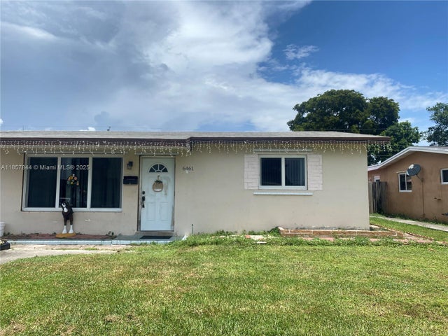1 of 5 - 6461 Park St, Hollywood, FL