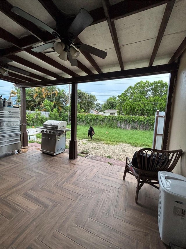 5 of 5 - 6461 Park St, Hollywood, FL