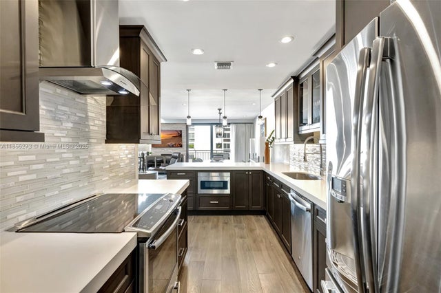 5 of 41 - 3100 Ne 48th St 309, Fort Lauderdale, FL