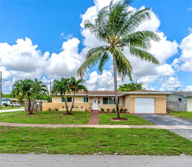 1 of 46 - 120 Nw 77th Way, Pembroke Pines, FL