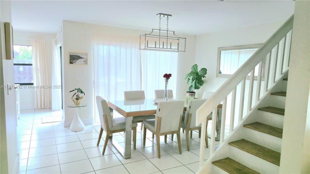 3 of 16 - 8906 Sw 113th Place Cir E, Miami, FL