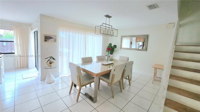 4 of 16 - 8906 Sw 113th Place Cir E, Miami, FL