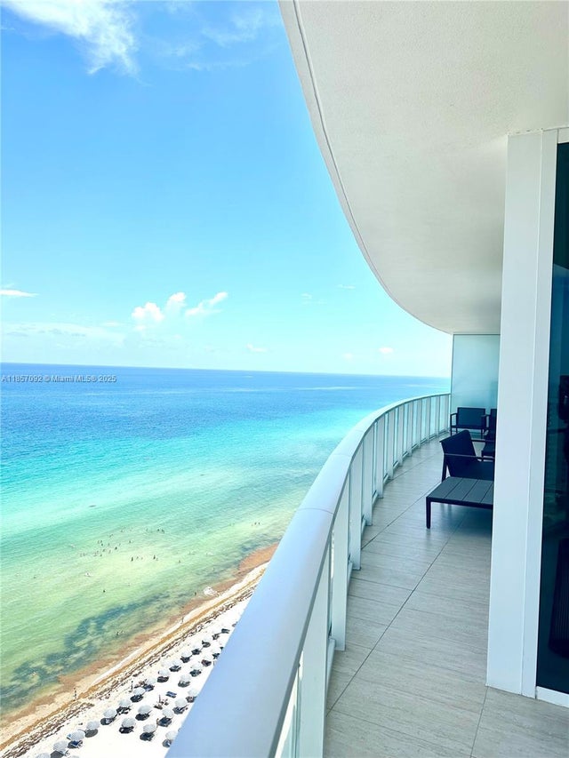 5 of 48 - 3951 S Ocean Dr 1903, Hollywood, FL