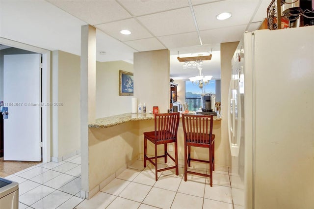 5 of 29 - 3001 W Rolling Hills Cir 601, Davie, FL