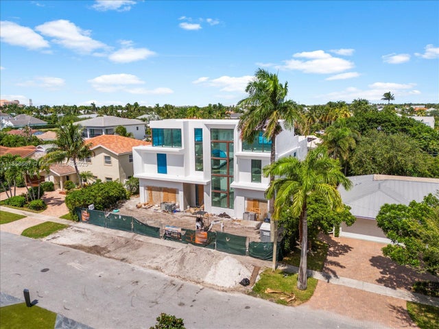 2 of 9 - 365 Ne 3rd St, Boca Raton, FL