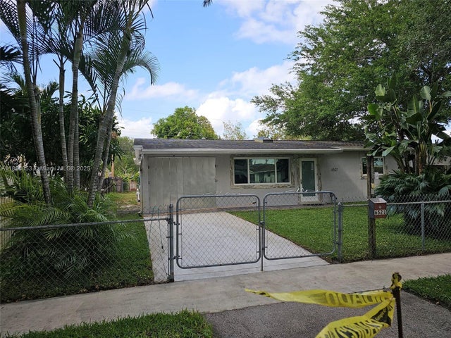 4 of 59 - 6521 Moseley St, Hollywood, FL