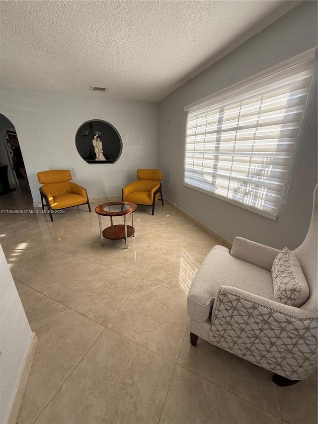 4 of 30 - 4540 Sw 2nd Ter, Miami, FL