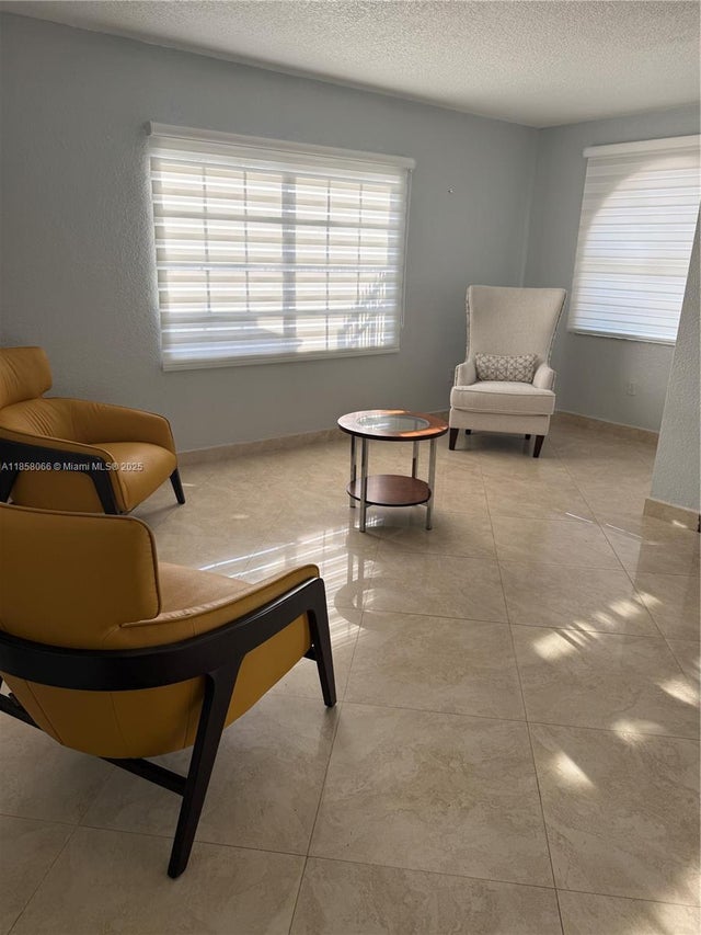 5 of 30 - 4540 Sw 2nd Ter, Miami, FL