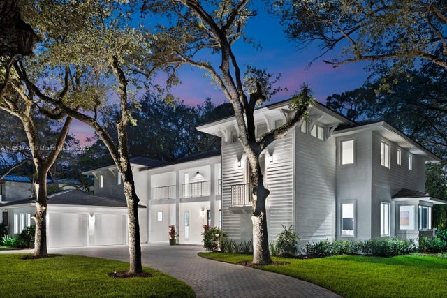 3 of 28 - 5835 Sw 81st St, South Miami, FL