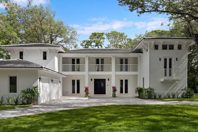 4 of 28 - 5835 Sw 81st St, South Miami, FL